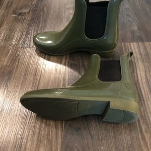 J.Crew Chelsea rain boots / size 6